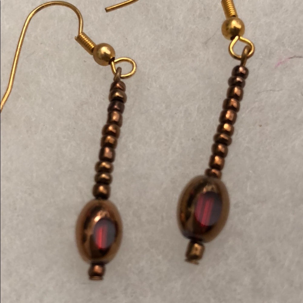Simple Dangle Earrings - Picture 2 of 2